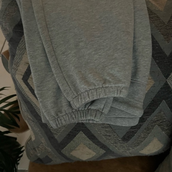 GAP Gray Heather Joggers Soft Sweatpants - Picture 2 of 5